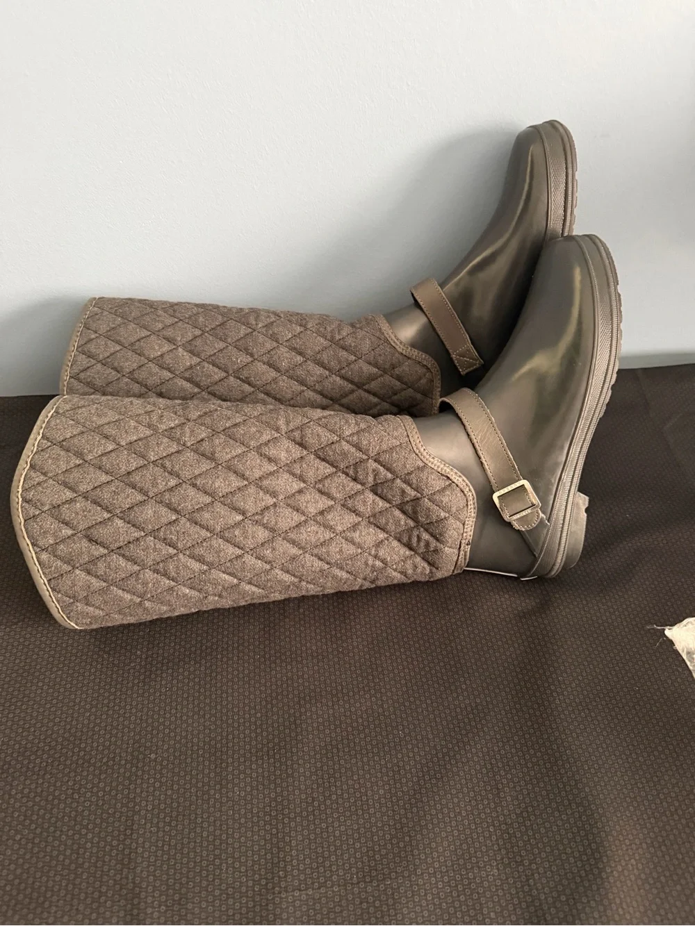 Classic SPERRY TOP-SIDER Gray Waterproof Boots in Women’s Size 9